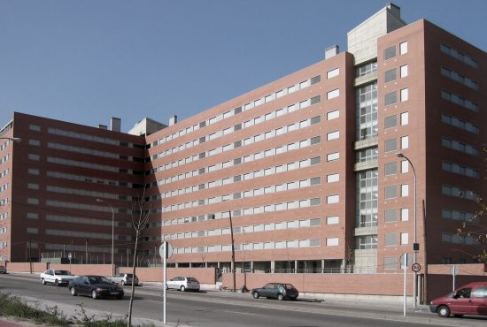 VIVIENDAS EN AVENIDA DE LOS POBLADOS